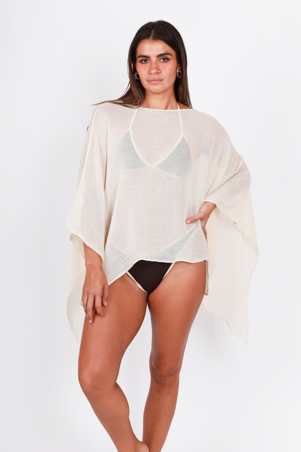 Poncho Coral Asimétrico de Gasa