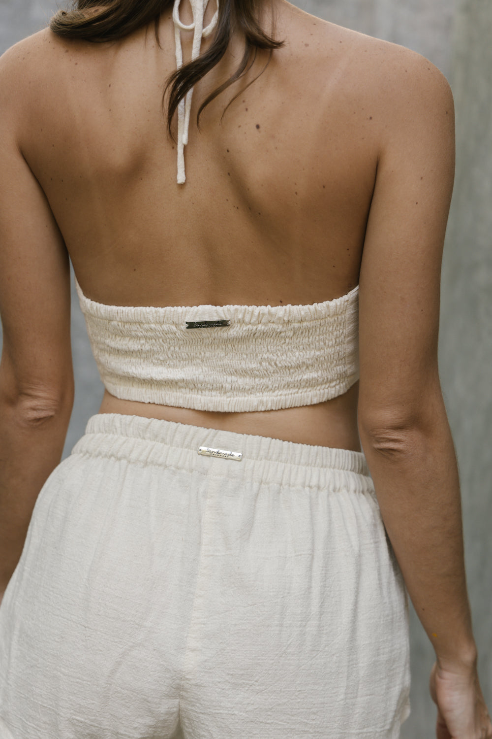 Linen Top with Elastic Neus