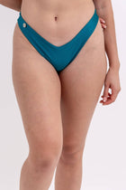 Bottom de Bikini Vianca con Tiro Alto Sandmade