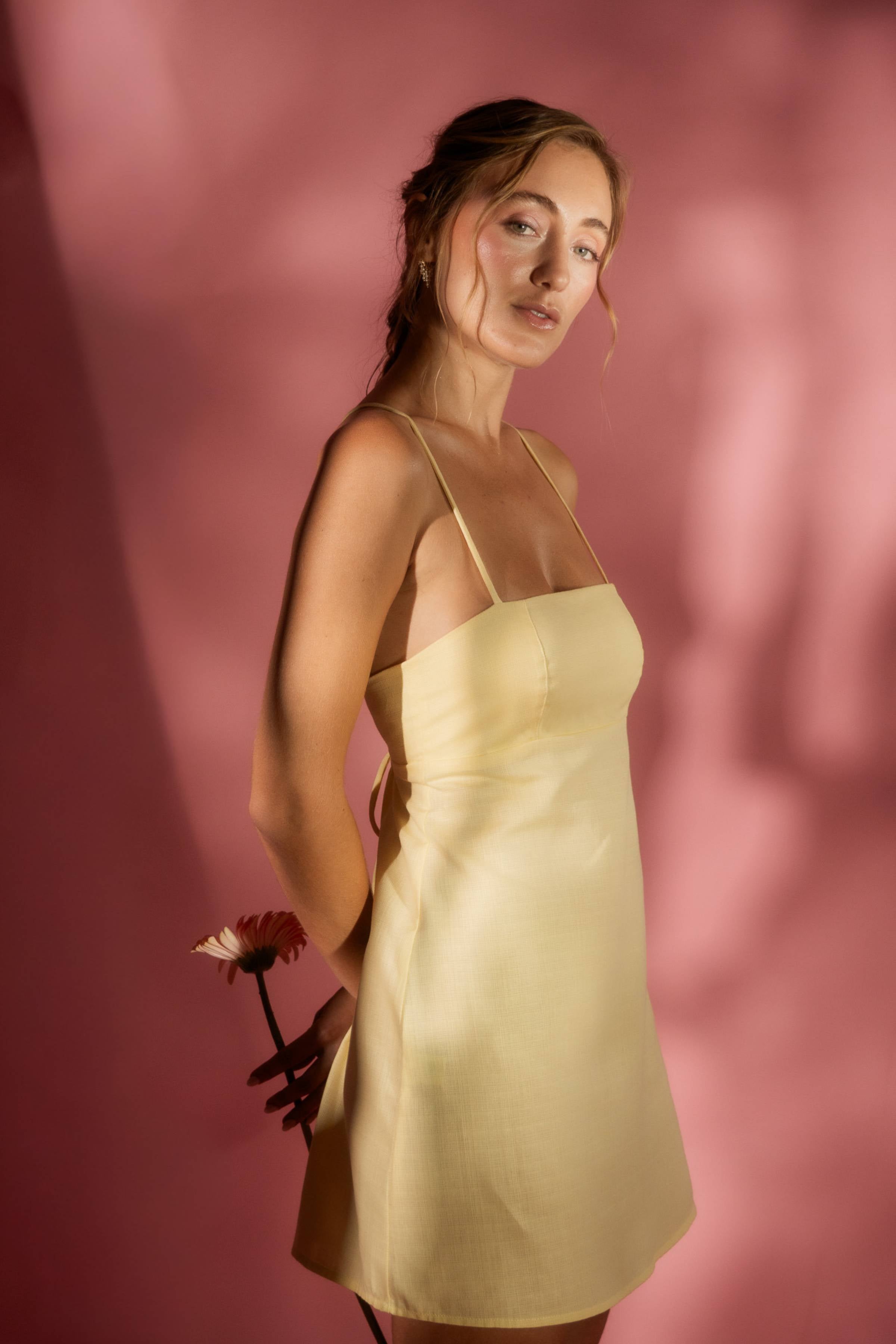 Vestido Celeste de Lino con Escote en V Sandmade